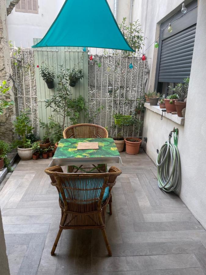 Appartement au centre de la Venise provençale LʼIsle-sur-la-Sorgue Exterior foto